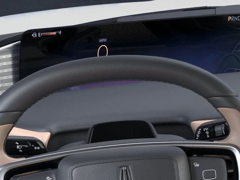 New 2025 Lincoln Navigator L Black Label AWD/4WD image 13