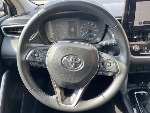 Certified 2025 Toyota Corolla Cross LE AWD/4WD image 16