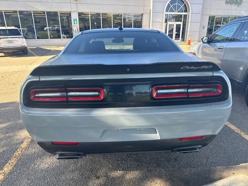 Used 2020 Dodge Challenger R/T Scat Pack RWD image 3