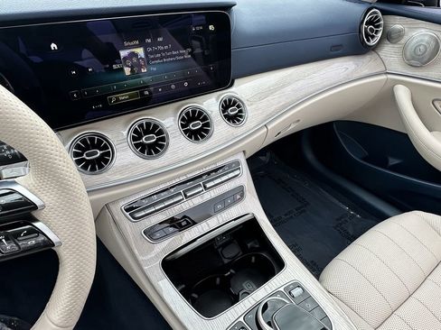 Used 2023 Mercedes-Benz E 450 4MATIC Cabriolet image 28