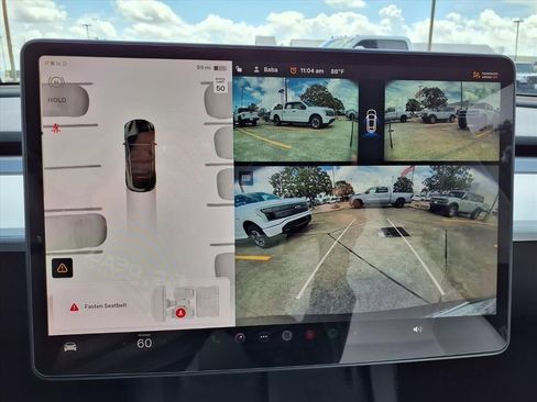 Used 2025 Tesla Model Y Long Range RWD image 11