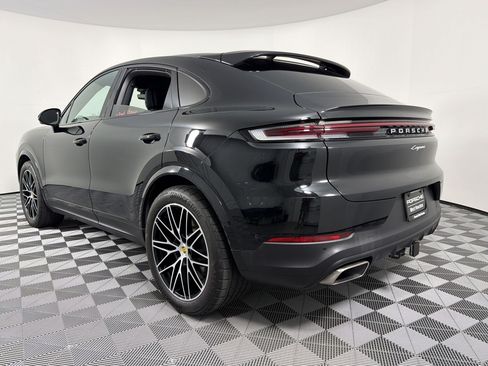 Certified 2024 Porsche Cayenne Coupe AWD/4WD image 3
