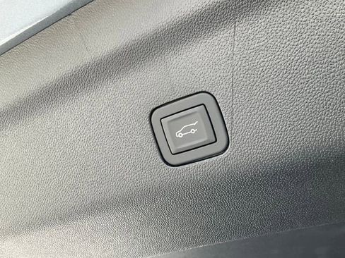 New 2026 Chevrolet Tahoe Premier w/ Sun And Tow Package AWD/4WD image 20