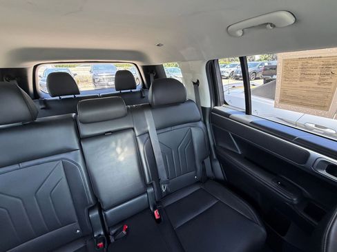 Used 2025 Hyundai Santa Fe SEL AWD/4WD image 40
