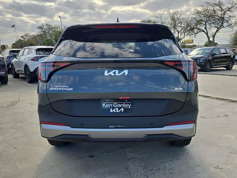 New 2026 Kia Sportage EX AWD/4WD image 7