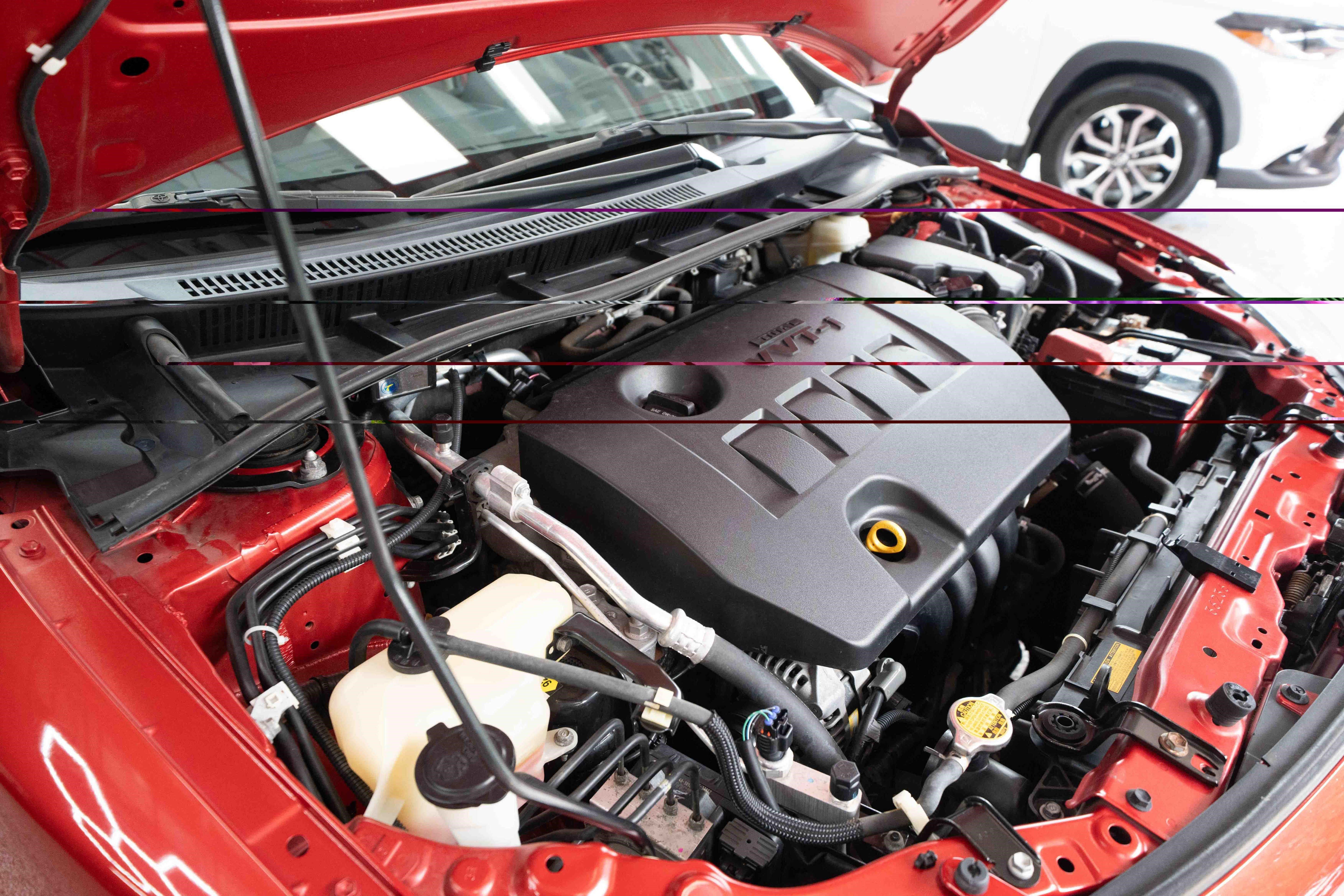 Used 2013 Toyota Corolla LE FWD image 31