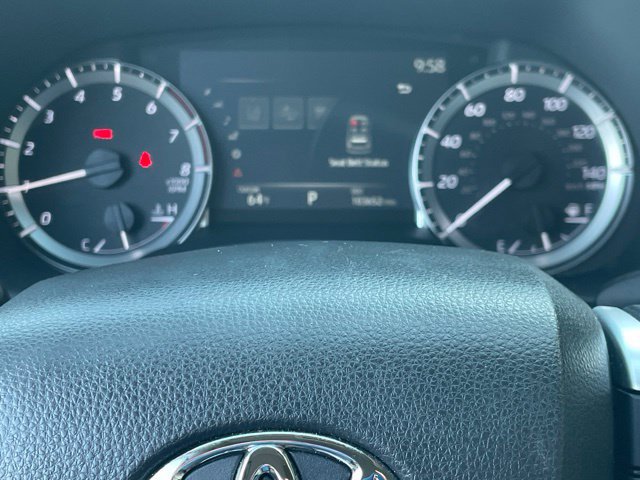 Used 2023 Toyota Highlander XLE AWD/4WD image 31