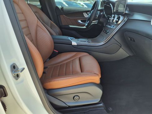 Used 2021 Mercedes-Benz GLC 43 AMG 4MATIC image 11