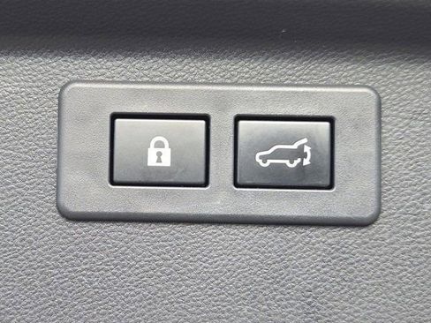 Used 2022 Subaru Forester Touring image 30