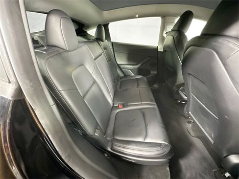 Used 2023 Tesla Model Y Long Range image 25