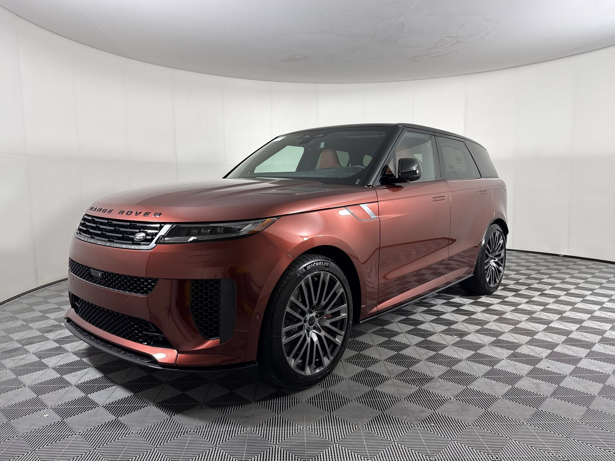 New 2026 Land Rover Range Rover Sport SV Carbon AWD/4WD image 1