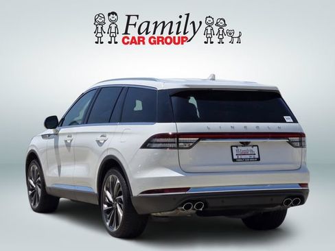 Used 2023 Lincoln Aviator Reserve w/ Equipment Group 201A AWD/4WD image 3