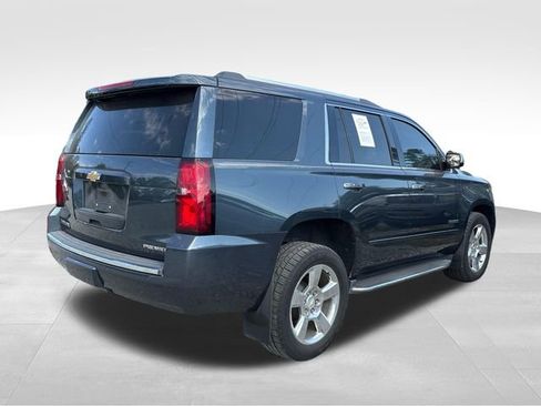 Used 2019 Chevrolet Tahoe Premier RWD image 3