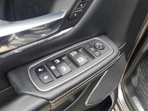 Used 2022 RAM 1500 Laramie w/ Sport Appearance Package image 22