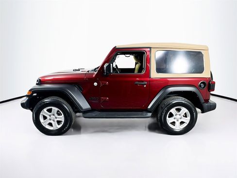 Used 2021 Jeep Wrangler Sport S image 4