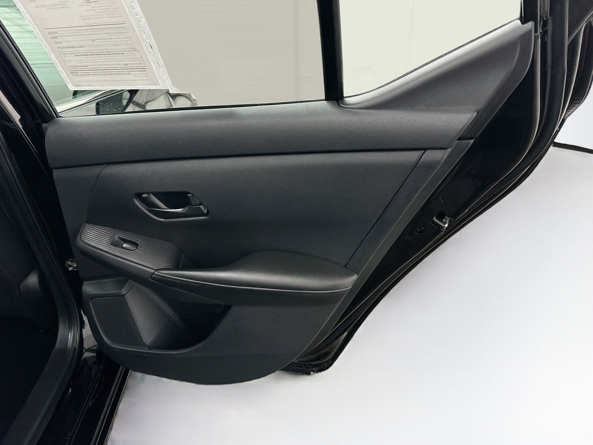 Used 2025 Nissan Sentra SV FWD image 30
