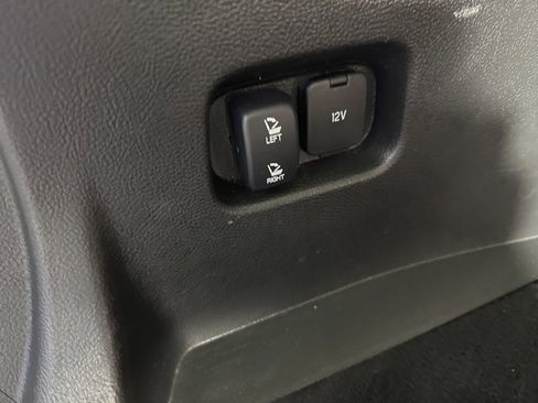 Used 2024 Ford Edge Titanium AWD/4WD image 11