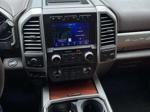 Used 2020 Ford F350 King Ranch w/ King Ranch Ultimate Package AWD/4WD image 9
