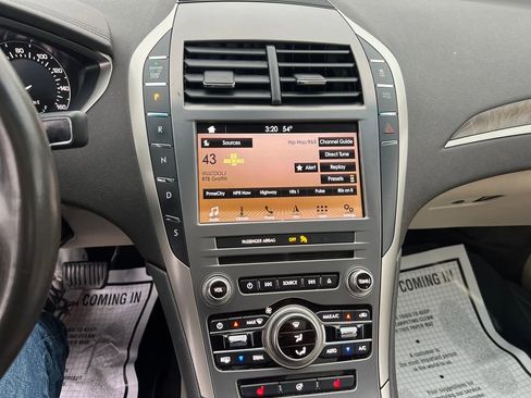 Used 2017 Lincoln MKZ Select w/ Select Plus Package image 24