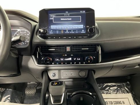Used 2023 Nissan Rogue SL w/ SL Premium Package FWD image 26
