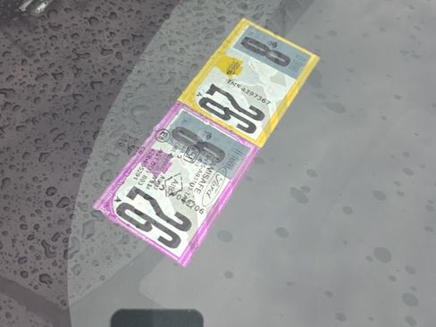 Used 2022 Ford EcoSport SE w/ SE Convenience Package image 9