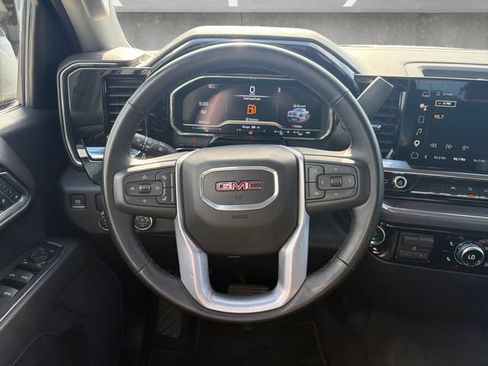 Used 2025 GMC Sierra 1500 SLT RWD image 21