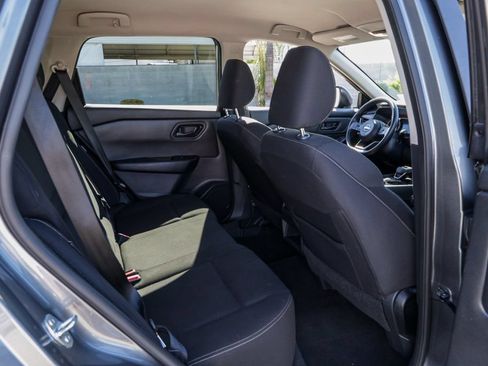 Used 2024 Nissan Rogue S AWD/4WD image 23