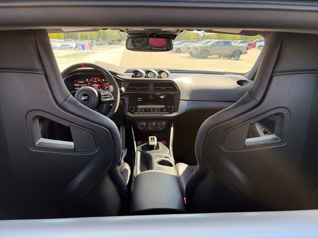 Used 2024 Nissan Z NISMO w/ Floor Mat Package RWD image 33