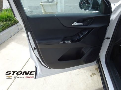 New 2026 Chevrolet Equinox LT w/ Midnight Edition image 24