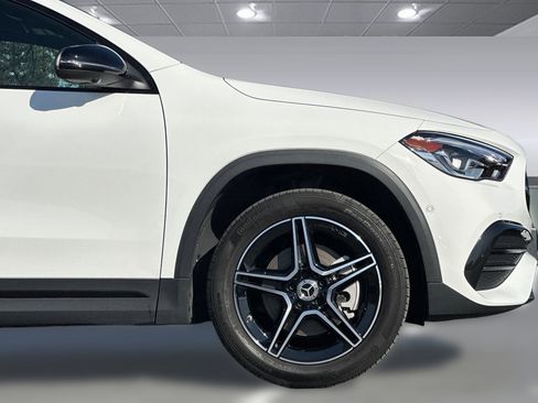 Used 2023 Mercedes-Benz GLA 250 4MATIC image 34