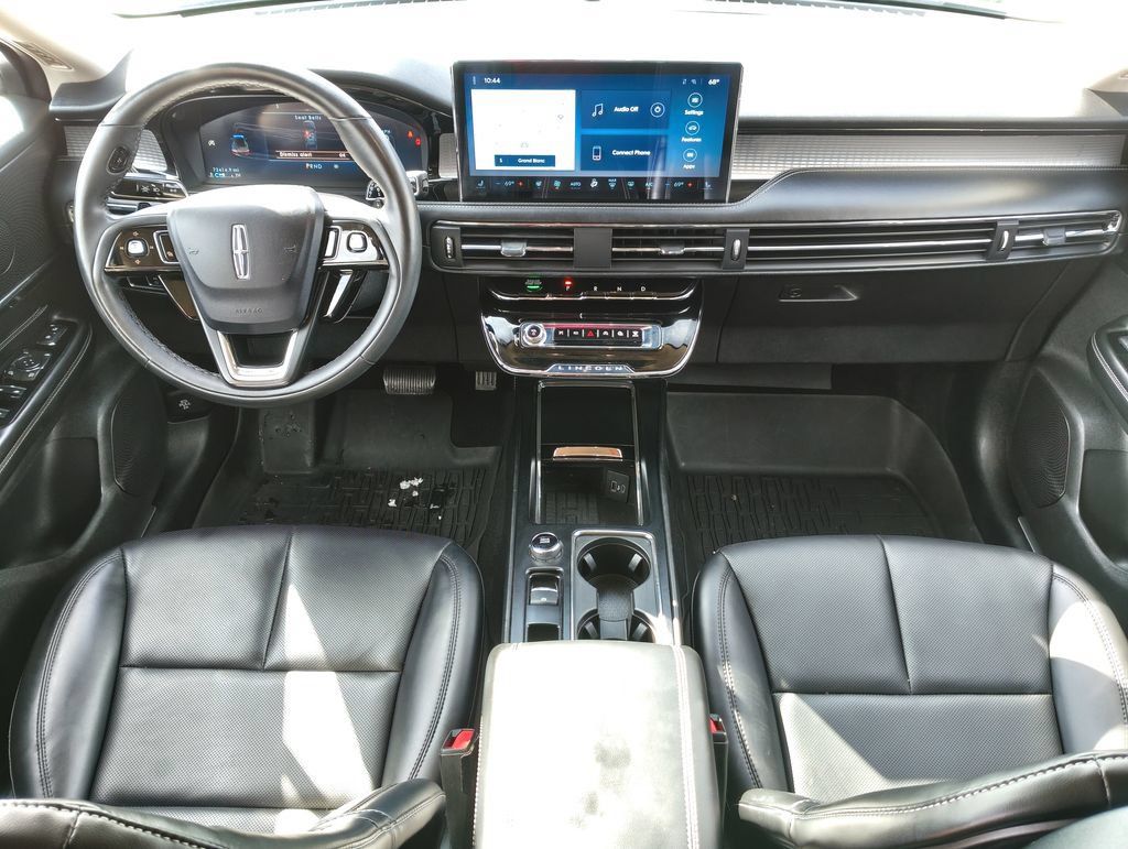 Used 2023 Lincoln Corsair AWD w/ Equipment Group 101A image 5