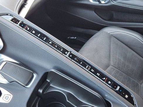 Used 2024 Chevrolet Corvette Stingray Preferred Conv w/ 2LT image 23