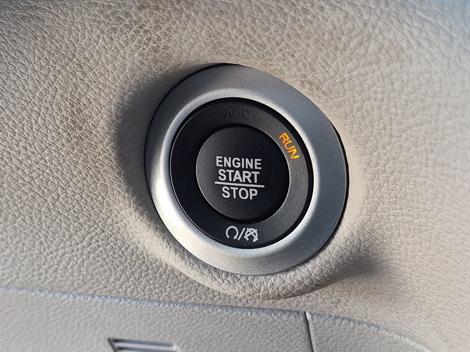 Used 2022 Chrysler Pacifica Touring-L FWD image 29