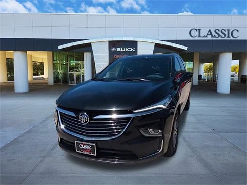 Used 2024 Buick Enclave Premium image 3