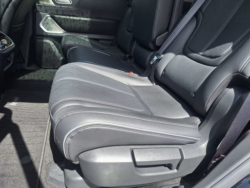 Used 2025 INFINITI QX80 Sensory AWD/4WD image 24