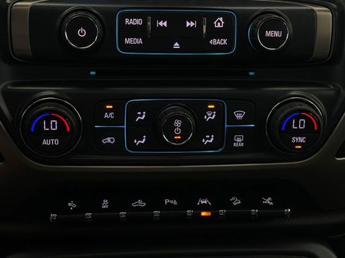 Used 2017 GMC Sierra 1500 Denali w/ Denali Ultimate Package AWD/4WD image 27
