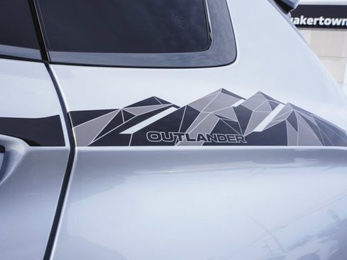 New 2026 Mitsubishi Outlander Trail Edition image 52