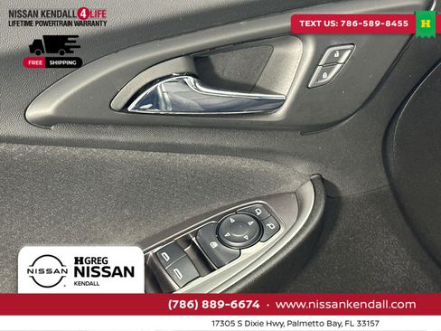 Used 2022 Chevrolet Malibu LS image 17