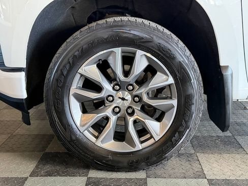 Used 2019 Chevrolet Silverado 1500 RST w/ True North Edition AWD/4WD image 29