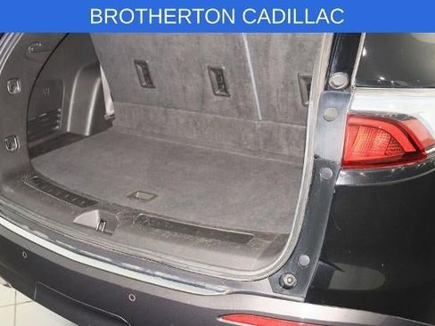 Used 2024 Buick Enclave Premium AWD/4WD image 25