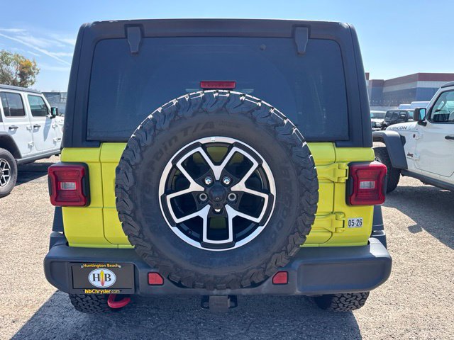 Used 2024 Jeep Wrangler Unlimited Rubicon AWD/4WD image 7