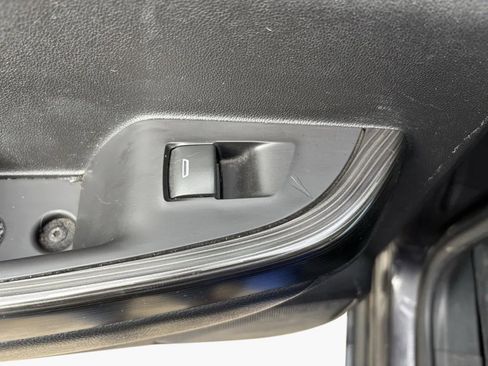 Used 2018 GMC Acadia SLT image 22