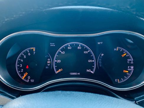 Used 2015 Jeep Grand Cherokee Laredo w/ Quick Order Package 23E image 26