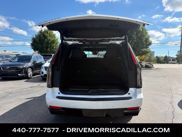 Certified 2023 Cadillac Escalade Premium Luxury w/ Performance Package AWD/4WD image 6