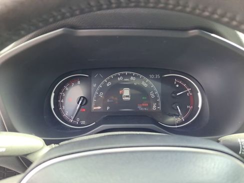 Used 2024 Toyota RAV4 XLE Premium image 17