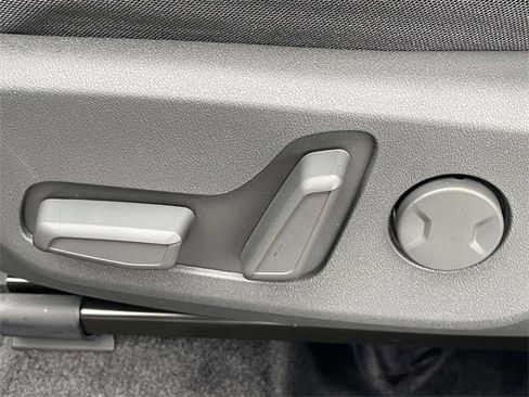 New 2026 Kia Niro EX image 29