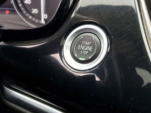 Used 2023 Cadillac XT6 Premium Luxury w/ Technology Package image 17