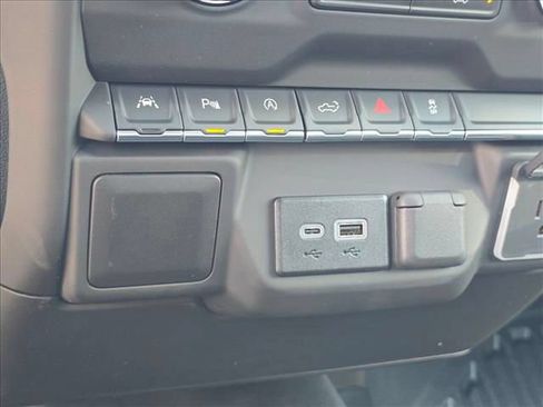 New 2026 Chevrolet Silverado 1500 W/T w/ WT Value Package AWD/4WD image 28