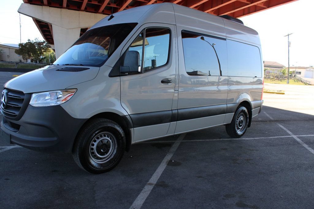 Used 2022 Mercedes-Benz Sprinter 2500 image 2
