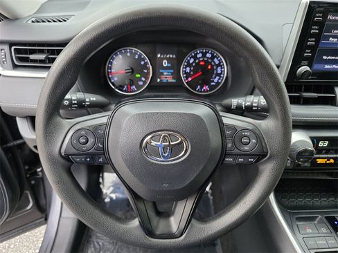 Used 2019 Toyota RAV4 XLE image 20